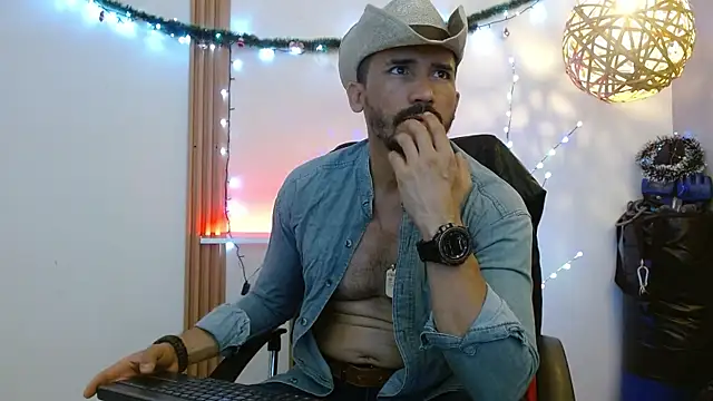 Reiko 85  online show from 12/16/25, 02:55