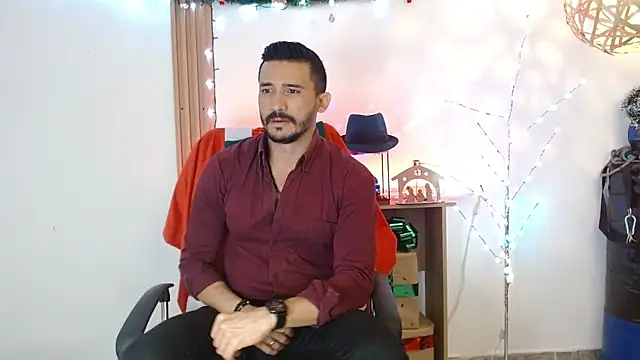 Reiko 85  online show from 12/22/25, 02:47