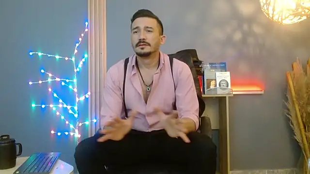 Reiko 85  online show from 02/02/26, 08:18