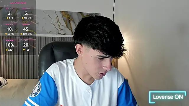 Dyla n18 online show from 03/27/26, 08:52