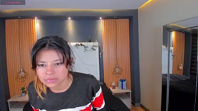 Antonella Torres2 online show from 02/17/25, 09:35