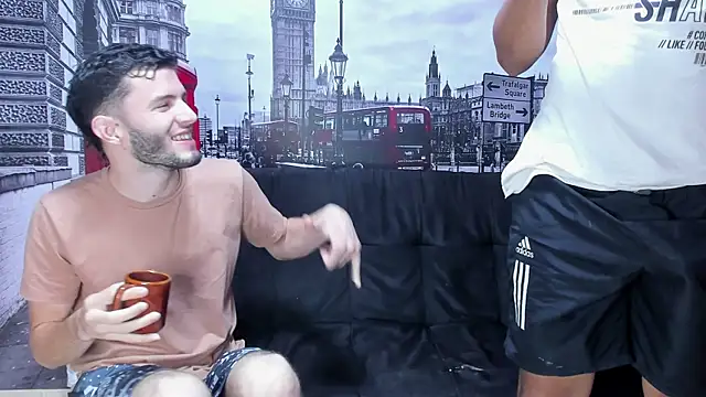 Snapshot of threesome_sexy_hot chatting on 12/15/24, 11:12 threesome sexy hot online show from 12/15/24, 11:12