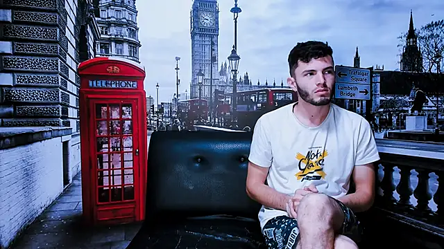 Snapshot of threesome_sexy_hot chatting on 01/19/25, 10:17 threesome sexy hot online show from 01/19/25, 10:17