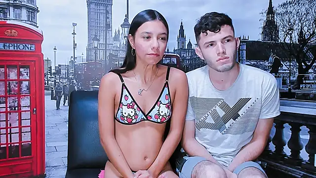 Snapshot of threesome_sexy_hot chatting on 01/26/25, 10:12 threesome sexy hot online show from 01/26/25, 10:12