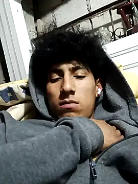 alexander32r online show from 10/25/25, 03:03