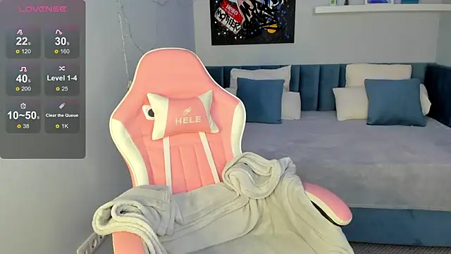 Snapshot of Jennifer_Wadee chatting on 02/02/25, 12:19 Jennifer Wadee online show from 02/02/25, 12:19