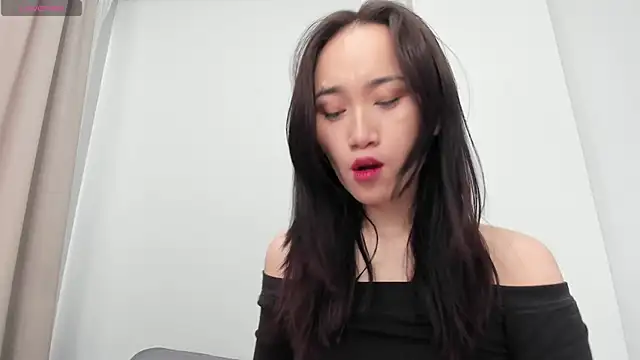 aenie online show from 02/07/25, 05:10