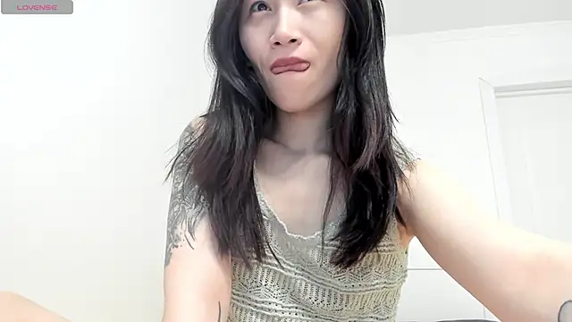 aenie online show from 03/18/25, 04:58