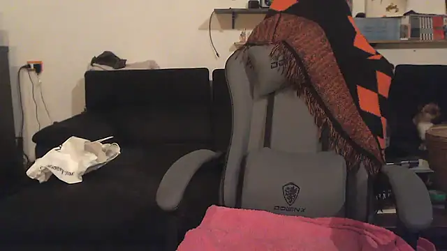 complicata mente online show from 12/29/24, 12:20