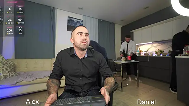 Snapshot of Alex_xxx chatting on 10/09/25, 05:11 Alex xxx online show from 10/09/25, 05:11