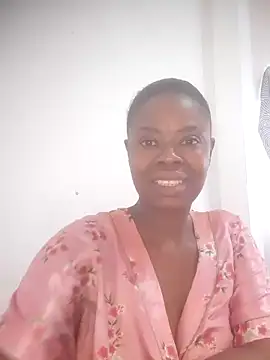 Snapshot of Luciouslips00 chatting on 01/06/25, 09:41 Luciouslips00 online show from 01/06/25, 09:41