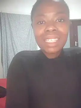 Snapshot of Luciouslips00 chatting on 01/08/25, 06:52 Luciouslips00 online show from 01/08/25, 06:52