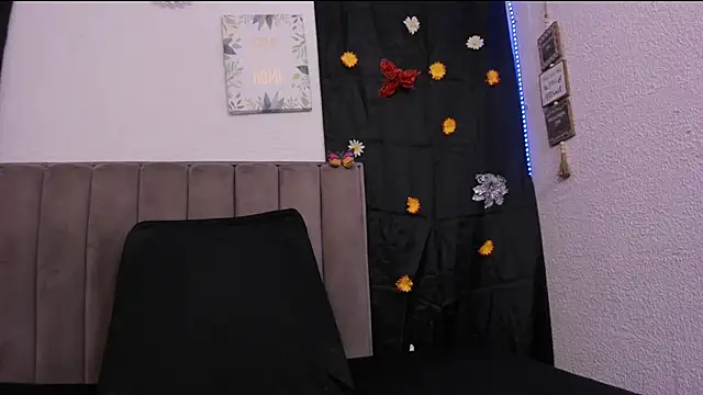 DeisyHarper online show from 12/21/25, 06:42