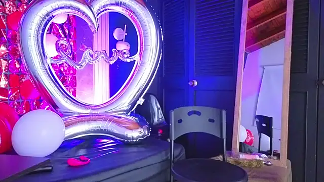 haileycat online show from 02/12/26, 01:22