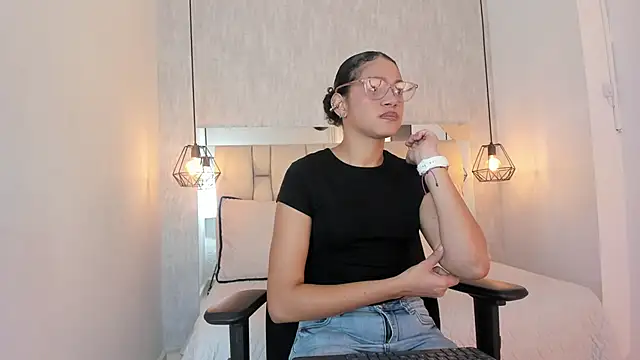 Alahia Baiter online show from 12/07/24, 11:29