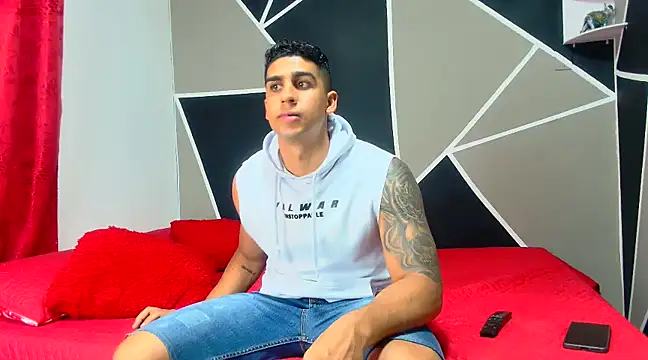 Snapshot of astrom_greyy chatting on 03/15/25, 09:38 astrom greyy online show from 03/15/25, 09:38