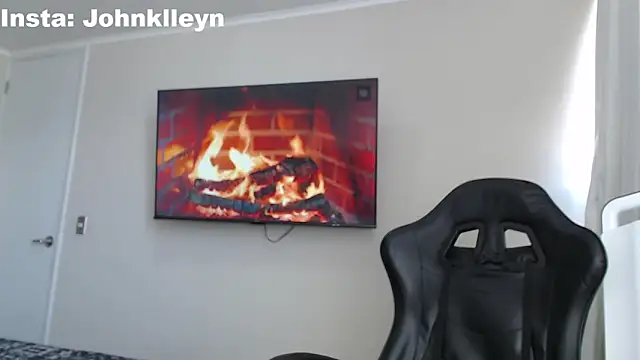 Snapshot of jonhklleyn chatting on 11/07/25, 05:46 jonhklleyn online show from 11/07/25, 05:46