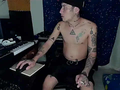 Snapshot of patrik_tattoo_ chatting on 02/02/25, 08:46 patrik tattoo online show from 02/02/25, 08:46