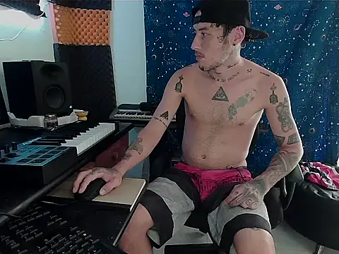 Snapshot of patrik_tattoo_ chatting on 02/24/25, 06:26 patrik tattoo online show from 02/24/25, 06:26