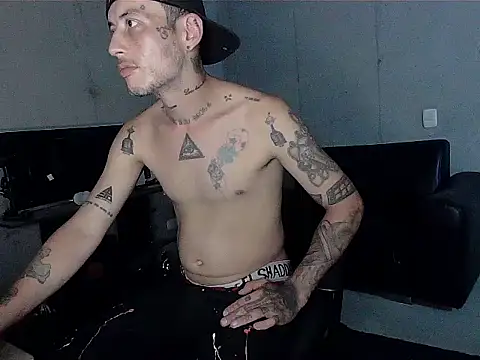 Snapshot of patrik_tattoo_ chatting on 02/24/26, 01:47 patrik tattoo online show from 02/24/26, 01:47