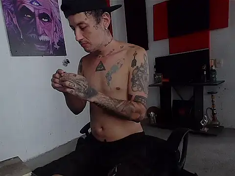 patrik tattoo  online show from 05/04/26, 09:22