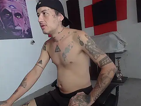 patrik tattoo  online show from 05/27/26, 05:10