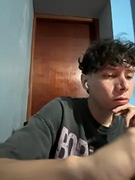 Omaaaaaaa00001 online show from 11/19/25, 07:47