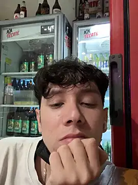 Omaaaaaaa00001 online show from 11/21/25, 04:00