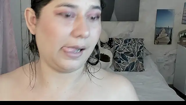 alinabozz1 online show from 04/09/26, 04:45