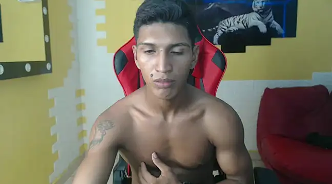 mau elixxx online show from 12/16/24, 04:34