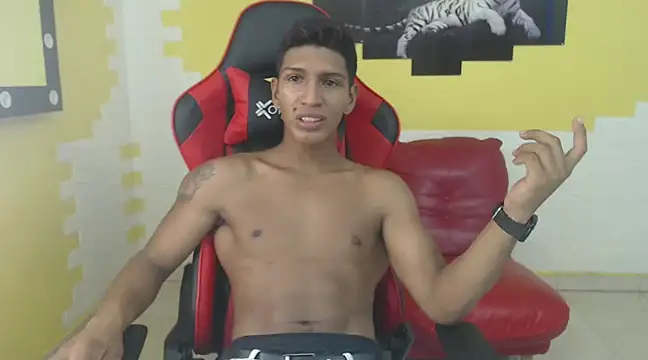 mau elixxx online show from 12/17/24, 05:58