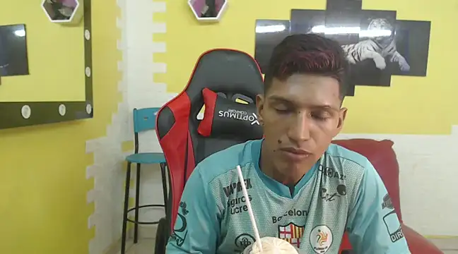 mau elixxx online show from 12/27/24, 02:47