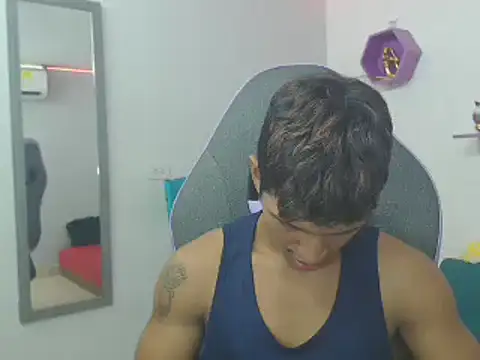 mau elixxx online show from 01/21/25, 08:54