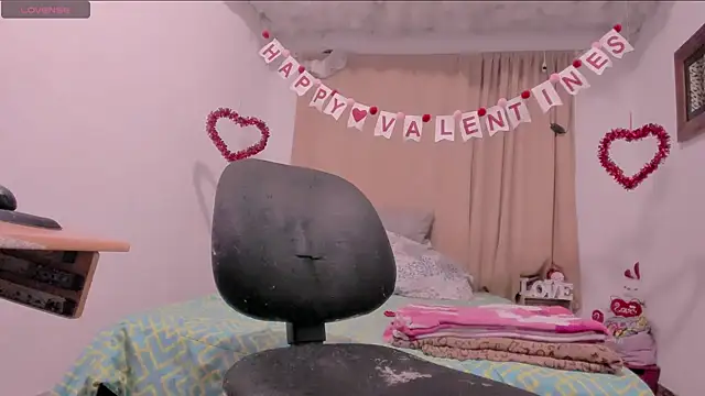 Lauu G online show from 02/02/25, 02:06