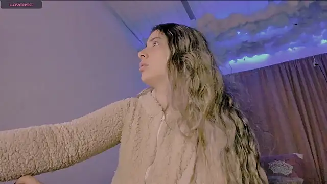 Lauu G online show from 03/01/25, 03:21