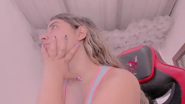 Lauu G online show from 10/04/25, 12:36