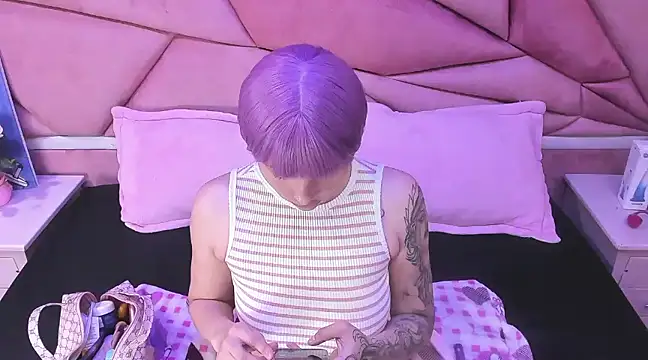 ChloeeTompson  online show from 03/07/25, 03:19