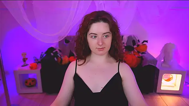 AnnTerry  online show from 11/04/25, 08:35