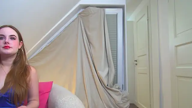 DanaDrake online show from 10/04/25, 06:28