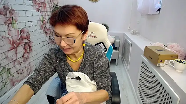 Cutie Asya online show from 10/20/25, 04:35