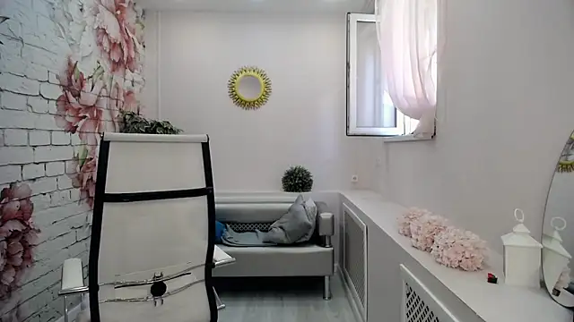 Snapshot of Cutie_Asya chatting on 06/08/26, 05:19 Cutie Asya online show from 06/08/26, 05:19