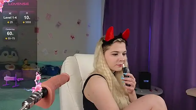 Snapshot of Kate_Legend chatting on 11/15/25, 03:59 Kate Legend online show from 11/15/25, 03:59