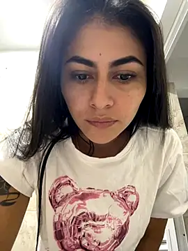 emilie xx  online show from 10/05/25, 02:48