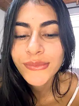 emilie xx  online show from 10/07/25, 03:31