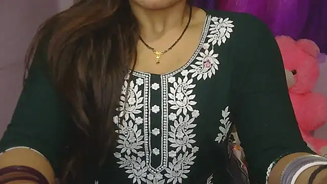 cutie-taara online show from 02/21/26, 03:51