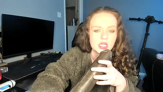 ENGLISHEMILY 69 online show from 02/20/25, 05:07