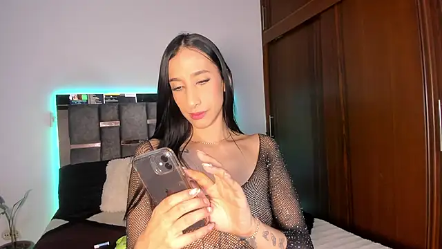 Carol M8 online show from 03/12/25, 01:58