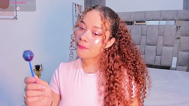 zulyjones online show from 11/05/25, 02:17