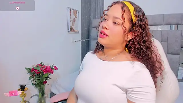 zulyjones online show from 12/04/25, 12:25