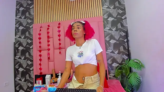 Brithanyslim online show from 03/10/26, 07:41